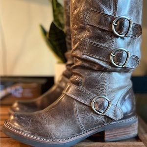 Brown leather Distressed 3 Buckle Boots
